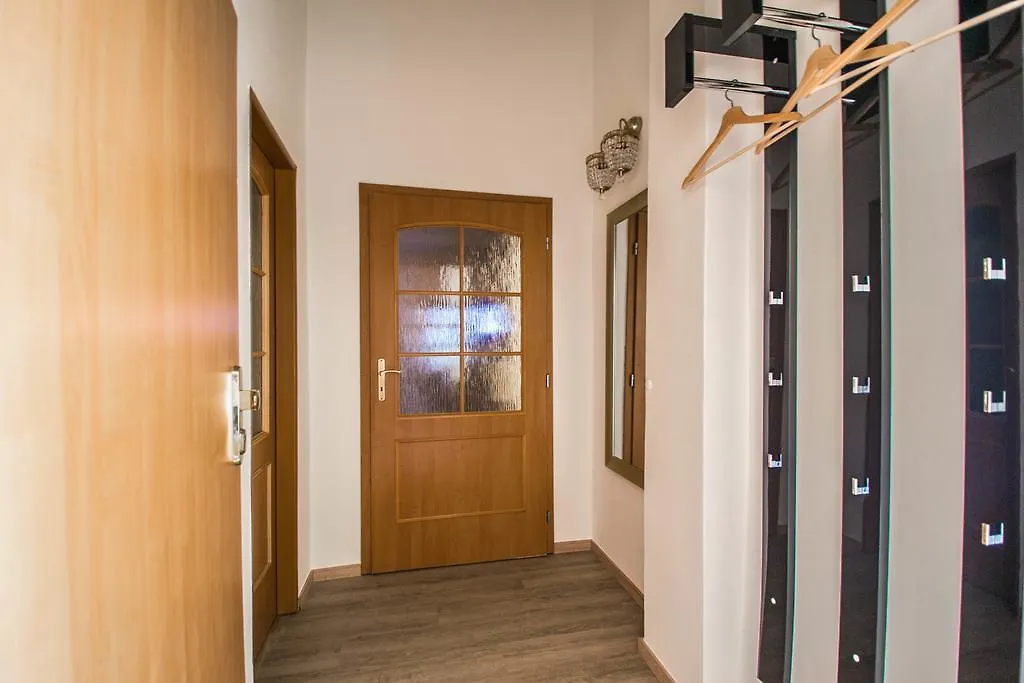Appartamento 4Bdr Historical Spirit Apt By Ruterra Praga