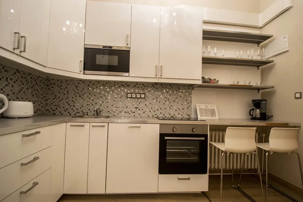 4Bdr Historical Spirit Apt By Ruterra Praga Appartamento