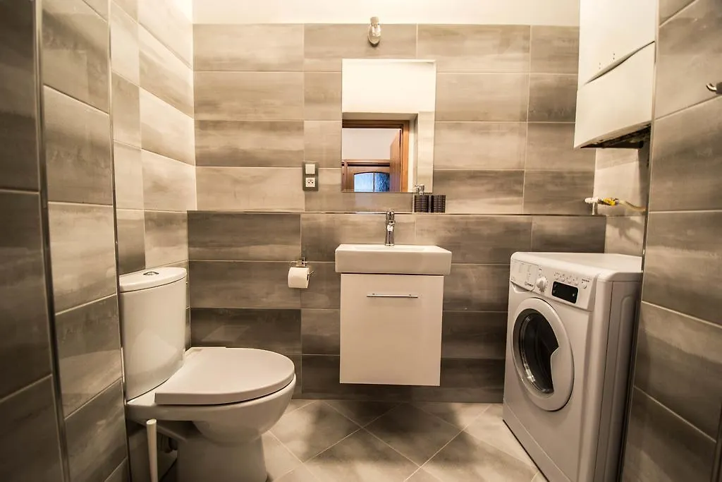 Apartment 4Bdr Historical Spirit Apt By Ruterra Prague